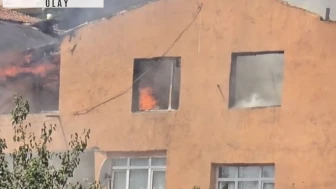 Beykoz'da yangın: 4 kişi mahsur kaldı