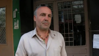 Orhan Yaylacıkoral kimdir? Evi neden zarar gördü, hangi dizilerde oynadı, Kurtlar Vadisi oyuncusu mu?
