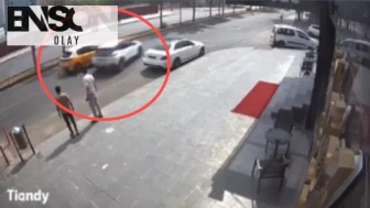 Cipe çarpan taksinin takla attığı kaza kamerada
