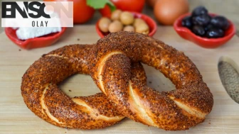 Tadına bakan bir daha yemek için kapınızda yatacak! İşte ev yapımı çıtır çıtır simit tarifi