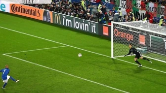 Futbolu değiştirmeye aday üç değişiklik masada: Penaltı için yeni düzenlemeler yolda