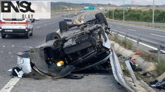 Kuzey Marmara Otoyolu'nda otomobil, yön tabelasına çarptı; 1 ölü, 4 yaralı