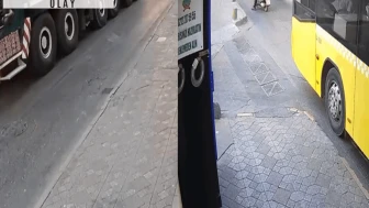 Beyoğlu'nda patlayan vinç lastikleri 2 kişiyi yaraladı