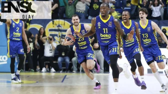 Fenerbahçe ile tarih yazan Nigel Hayes-Davis NBA takımlarından Phoenix Suns'a imzayı attı