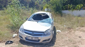 Manavgat’ta Kontrolden Çıkan Araç Takla Attı