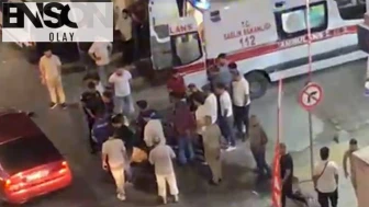 Sultangazi'de yaşanan kavgalar kamerada: 2 kişi yaralandı