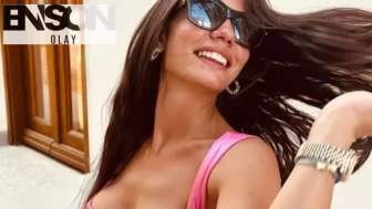 Eşref Rüya'nın Nisan'ı Demet Özdemir dergi çekimi için poz verdi! Üstünü çıkarıp arkasını dönünce olay oldu