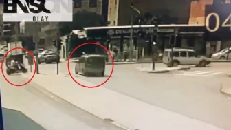 Hafif ticari aracın çarptığı motosikletin sürücüsünün öldüğü kaza kamerada