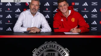 Manchester United Sesko'yu açıkladı