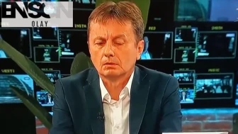 Sırp Bakan canlı yayın sırasında beyin kanaması geçirdi