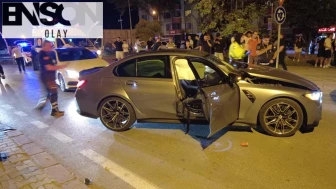 Edirne'de iki otomobil çarpıştı: 3 yaralı
