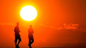 Aşırı sıcaklar geri mi dönüyor? Meteoroloji 35 dereceyi aşacak sıcaklıkları açıkladı!