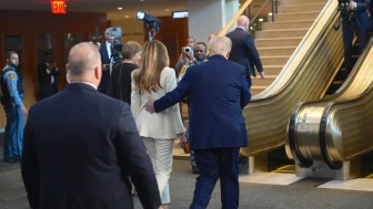 Trump'un ziyareti sırasında yaşanan olaylar, sabote edildi mi? Yürüyen merdiven arızalandı, teleprompter çalışmadı!