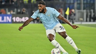 Portekizli sol bek Nuno Tavares'in Beşiktaş'a transfer olacağı iddiaları futbol dünyasında şok etkisi yarattı