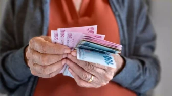 Emekli maaşında yeni düzenleme: En düşük emekli maaşı için tarih açıklandı