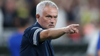 Mourinho derbi galibiyetini unuttu! Benfica bir kupaya daha veda etti