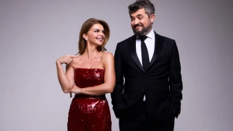 Pelin Karahan, Tiyatro Dünyasına Merhaba Diyor: 'Fön İçin Ne Kadar?'