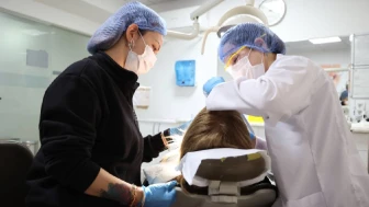 Ücretsiz diş sağlığı hizmetine yoğun ilgi: 2025 yılında 7 bin 100 vatandaşa hizmet verildi