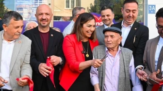Tekirdağ'ın Saray ilçesine açılan TEK Market'in 7. şubesi hizmete girdi.