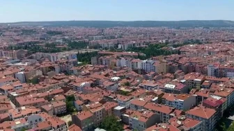 Eskişehir'de Kiralar Yükselince Esnaf İsyan Etti: '20 Metrekarelik Dükkanın 300 Bin Lira Olması Mantıklı mı?'