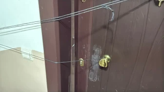 Eskişehir’de uyuşturucu hap baskını : Kasklı 3 şüpheli kolileri alıp motosikletle kaçtı