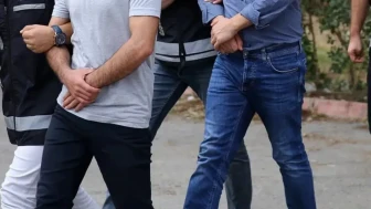 Kahramanmaraş’ta gerçekleştirilen operasyonda binlerce uyuşturucu hap bulundu, 6 şüpheli tutuklandı