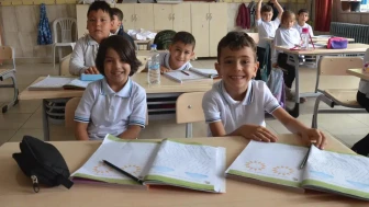 1. Sınıflar 7 Eylül’de Saat Kaçta Okula Başlayacak? Uyum Haftası Hakkında Bilinmesi Gerekenler