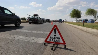 66 yaşındaki yolcu , halk otobüsünün altında kaldı