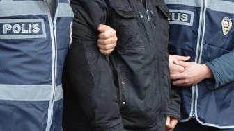 Motosikleti çaldılar: Seledeki kredi kartıyla alışverişe çıktılar... Tam 15 bin TL'lik harcama!