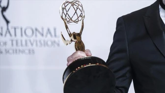 Emmy'de rekor üstüne rekor kırıldı! 14 ödülle tarihe geçtiler