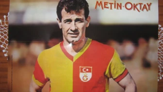 Metin Oktay vefatının 35'inci yıl dönümünde kabri başında anıldı