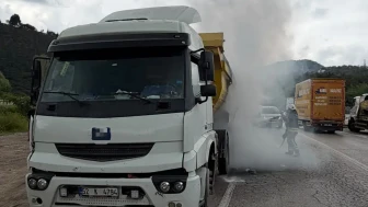 Ordu'da hafriyat kamyonunda yangın : Dorse kullanılamaz hale geldi