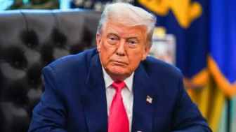 Trump’tan Hürmüz Boğazı açıklaması : 'Gecede 30-40 tekneyi saf dışı bırakıyoruz'