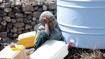 Yemen'de gerilim tırmanıyor: Cepheler genişledi, binlerce aile yerinden edildi