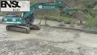 Selin kapattığı Erzincan-Kemah yolu yeniden ulaşıma açıldı