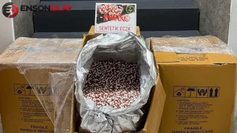 İzmir'de uyuşturucu operasyonunda 300 bin hap ele geçirildi