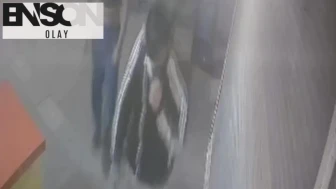 Ereğli'de içecek dolabını soyan hırsızların görüntüleri güvenlik kamerasında