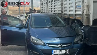 Siirt'te otomobil tırın yakıt deposuna çarptı