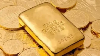 Altın Fiyatlarında Sert Düşüş! Fed Kararı ve Güçlü Dolar Etkisi