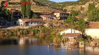 Yozgat Çekerek'te köy sular altında kaldı : Yılanlar ortaya çıktı !