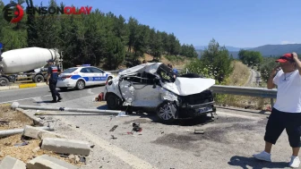 Muğla Ula'da trafik kazası : 4 kişi yaralandı