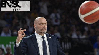 Bahçeşehir Koleji'nin yeni başantrenörü olarak Sırp teknik adam Aleksandar Djordjevic atanmıştır.