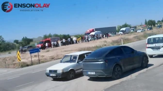 Nevşehir’de hafif ticari araç ile otomobil çarpıştı : Kazada yaralılar var