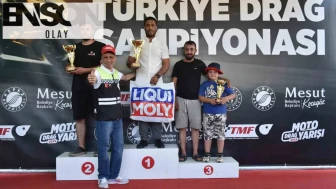 Kepez’de hız tutkunları podyumda buluştu: Motodrag şampiyonları belli oldu