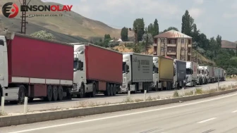 Türkiye - İran sınırında 5 kilometrelik tır kuyruğu