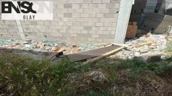 Karaman'da inşaatta 3’üncü kattan düşen kalıp ustası ağır yaralandı