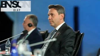 Bakan Bayraktar, Dünya Çapında Enerji Piyasasına Yön Veriyor: Türkiye'den 20 Milyar Dolarlık Dev Enerji Atağı!