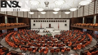 Meclis Gündeminde Sürpriz Konuşmalar: TBMM Genel Kurulu Gündem Dışı Konuşmalara Açıldı