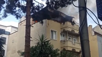 Bursa'da dehşet anları yaşandı: Alevler hızla çatıları sardı, vatandaşlar panikle sokağa fırladı