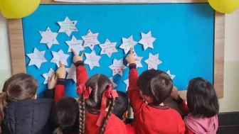 Kayseri'den Avrupa'ya Uzanan İnsanlık Köprüsü: Minik Öğrenciler Zorbalığa Karşı Omuz Omuza!
